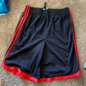 Adidas boys shorts black red L 14/16